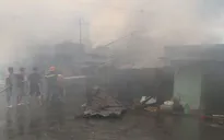 Tiền Giang: Nhiều căn nhà ở thành phố Mỹ Tho bị lửa thiêu rụi