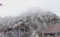 Sa Pa nhiệt độ 5,2 độ C, băng giá phủ trắng đỉnh Fansipan