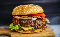 Cuộc thi làm bánh burger ngon nhất tại Pháp