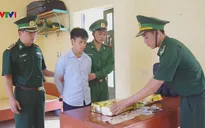 Thanh Hóa bắt vụ vận chuyển 10kg ma túy đá