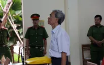 Nguyễn Khắc Thủy được giảm án từ 3 năm xuống 18 tháng tù treo cùng tội dâm ô trẻ em