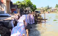 Vĩnh Long di dời khẩn cấp các hộ dân ra khỏi khu vực sạt lở