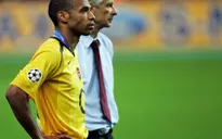 Huyền thoại Arsenal hối hận vì mối quan hệ lạnh nhạt với Wenger