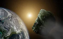 NASA: Một thiên thạch khổng lồ bay sượt qua Trái Đất