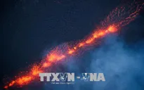 Hawaii đưa ra cảnh báo đỏ do tro bụi từ núi lửa Kilauea
