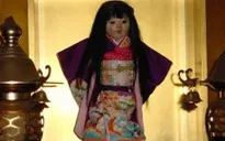 Ngôi đền cổ hút khách nhờ lời đồn bí ẩn về câu chuyện búp bê tóc tự mọc dài