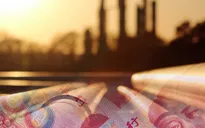 Lệnh cấm vận Iran thúc đẩy giao dịch dầu bằng Nhân dân tệ