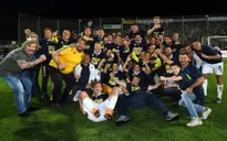 Parma trở lại với Serie A