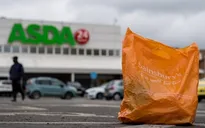 Ngành bán lẻ Anh dậy sóng