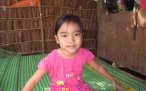 Đáng thương bé gái 7 tuổi mắc bệnh ung thư máu