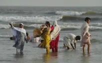 Nắng nóng hơn 40 độ C hoành hành ở Pakistan, 180 người tử vong