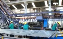 Xây dựng và vật liệu xây dựng tụt hạng vì yếu tố thị trường