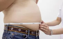 Vòng bụng lớn do thiếu... vitamin D