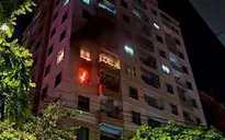 Cháy chung cư Vinaconex, cư dân hoảng loạn tháo chạy