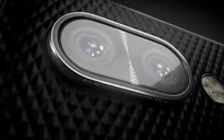 BlackBerry tung video lộ smartphone camera kép đầu tiên cùng nút bấm bí ẩn