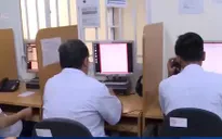 Áp lực nghề nghiệp cộng lương thấp, nhiều bác sỹ bỏ việc