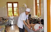 Lào Cai: 36 công nhân nhập viện nghi ngộ độc thực phẩm