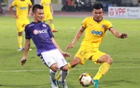 Không kịp bình phục, Quang Hải lỡ trận đấu với SLNA