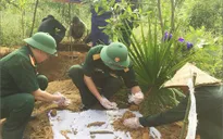 Quảng Trị tìm thấy 2 hài cốt liệt sĩ kèm di vật có khắc tên