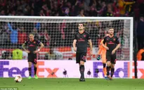 ẢNH: Thua Atletico Madrid, Arsenal và HLV Wenger chia tay Europa League đầy tiếc nuối