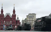 Moscow (Nga) "ngăn mưa" phục vụ Ngày Chiến thắng 9/5