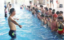 Triển khai chương trình bơi an toàn, phòng, chống đuối nước trẻ em trên toàn quốc