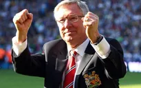Sir Alex đã có thể ngồi dậy trò chuyện