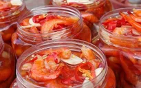 Tép bạc đất - Nguyên liệu làm nên đặc sản mắm tép Trà Vinh