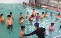 Tháng hành động vì trẻ em: Đắk Lắk tổ chức dạy bơi miễn phí cho 1.000 học sinh