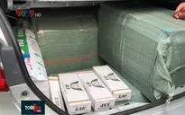 Táo tợn thuê ô tô chạy Grab để vận chuyển thuốc lá lậu từ nước ngoài về Việt Nam