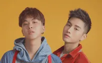 Bộ đôi "soái ca" Juun Đăng Dũng và R.Tee chiều lòng fan nữ tới ăn trưa tại nhà hàng Bữa trưa vui vẻ