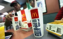 McDonald's bỏ sử dụng ống hút nhựa để bảo vệ môi trường