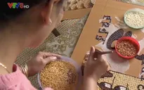 Tranh gạo mộc mạc hồn quê
