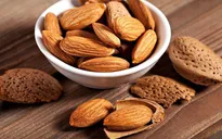 Ăn hạnh nhân bảo vệ tim mạch