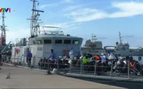 Cứu hơn 100 người di cư ngoài khơi Libya
