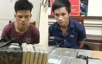 Bắt đối tượng vận chuyển 24 bánh heroin trên xe khách