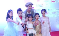 Xuân Bắc, Ngọc Hân, MC Phan Anh đọ dáng cùng dàn mẫu nhí