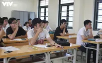Chương trình giáo dục phổ thông mới: Từ câu chuyện quá tải đến 6 cách giảm tải cho các em học sinh