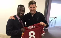 Liverpool ra mắt "siêu bom tấn" sau 1 năm chờ đợi