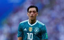 FIFA World Cup™ 2018: HLV Joachim Low "chỉ thẳng mặt" tội đồ Ozil sau thất bại lịch sử của ĐT Đức