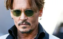 Hậu ly hôn, Johnny Depp rơi vào khủng hoảng