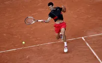 Djokovic đoạt vé vào tứ kết Pháp mở rộng 2018