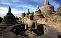 Khám phá ngôi đền Phật giáo lớn nhất thế giới tại Indonesia
