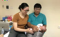 Hạnh phúc vỡ òa bé sinh non 500gram phát triển kỳ diệu sau 4 tháng nuôi lồng ấp