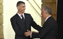 Ronaldo bảnh bao diện kiến Tổng thống Bồ Đào Nha trước thềm World Cup 2018