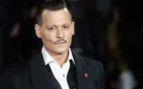 Johnny Depp bị kiện do hành hung thành viên trong đoàn làm phim
