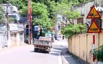 Nhiều xe hết hạn đăng kiểm vẫn lưu thông tại Cát Bà, Hải Phòng