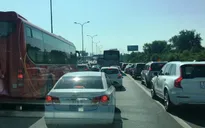 Tránh ùn tắc trên cao tốc TP.HCM - Long Thành - Dầu Giây