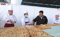 Xác lập kỷ lục bánh pizza lớn nhất Việt Nam