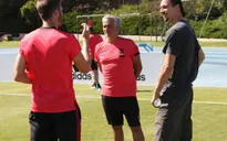 Ibrahimovic bóng gió về "bom tấn", fan Man Utd khấp khởi mừng thầm